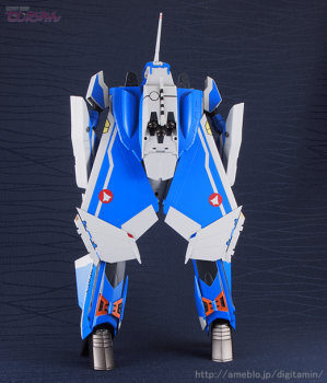 AC10