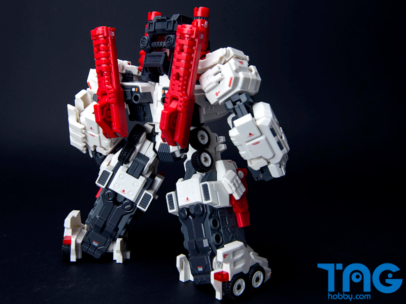 TITAN09