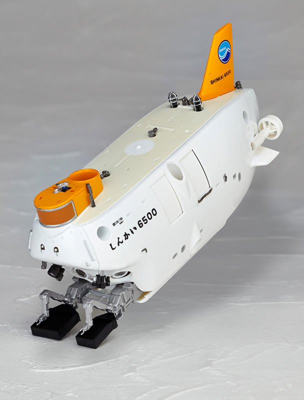 海洋堂 2016年4月25日發售: SENMU's room ROOM No.5 1/72 載人