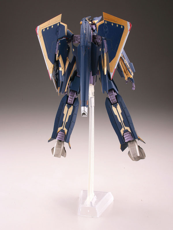 R1605
