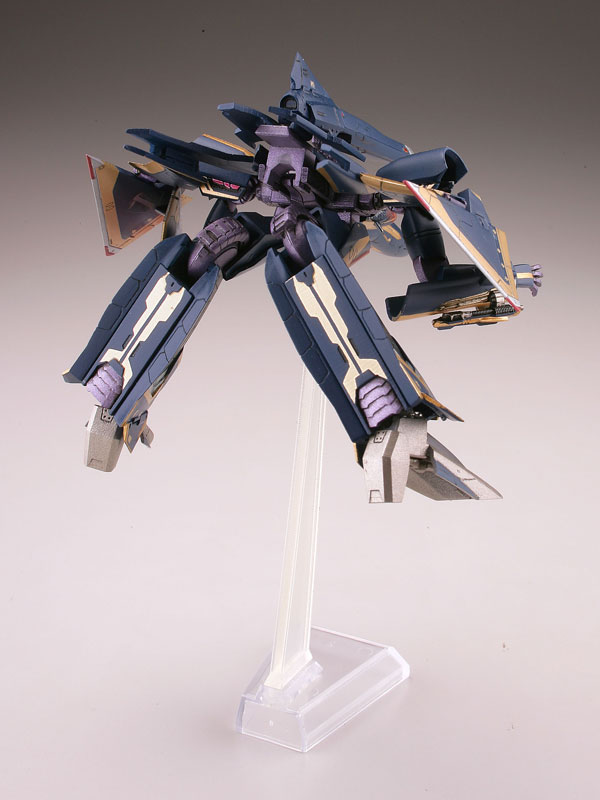 R1704