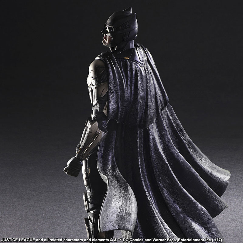 PLAY ARTS改／BATMAN•中古開封品【タクティカルスーツver】 PLAY ARTS