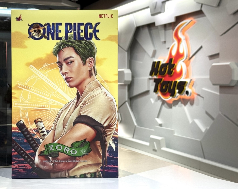 HOT TOYS 2025年8月25日發售: 1/6 Action Figure《ONE PIECE》Roronoa