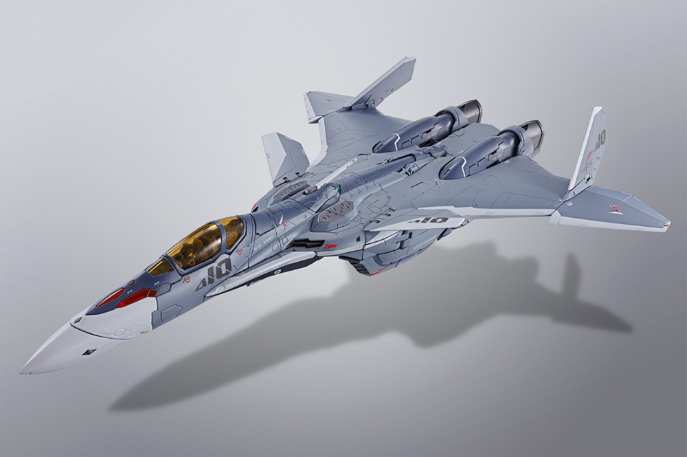 MACROSS DELTA 10週年紀念戰機型態専用台座 公開!] BANDAI 2026年4月