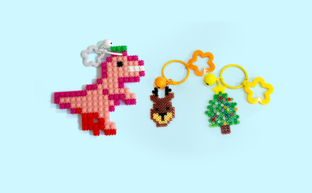 A group of plastic toys
AI-generated content may be incorrect.