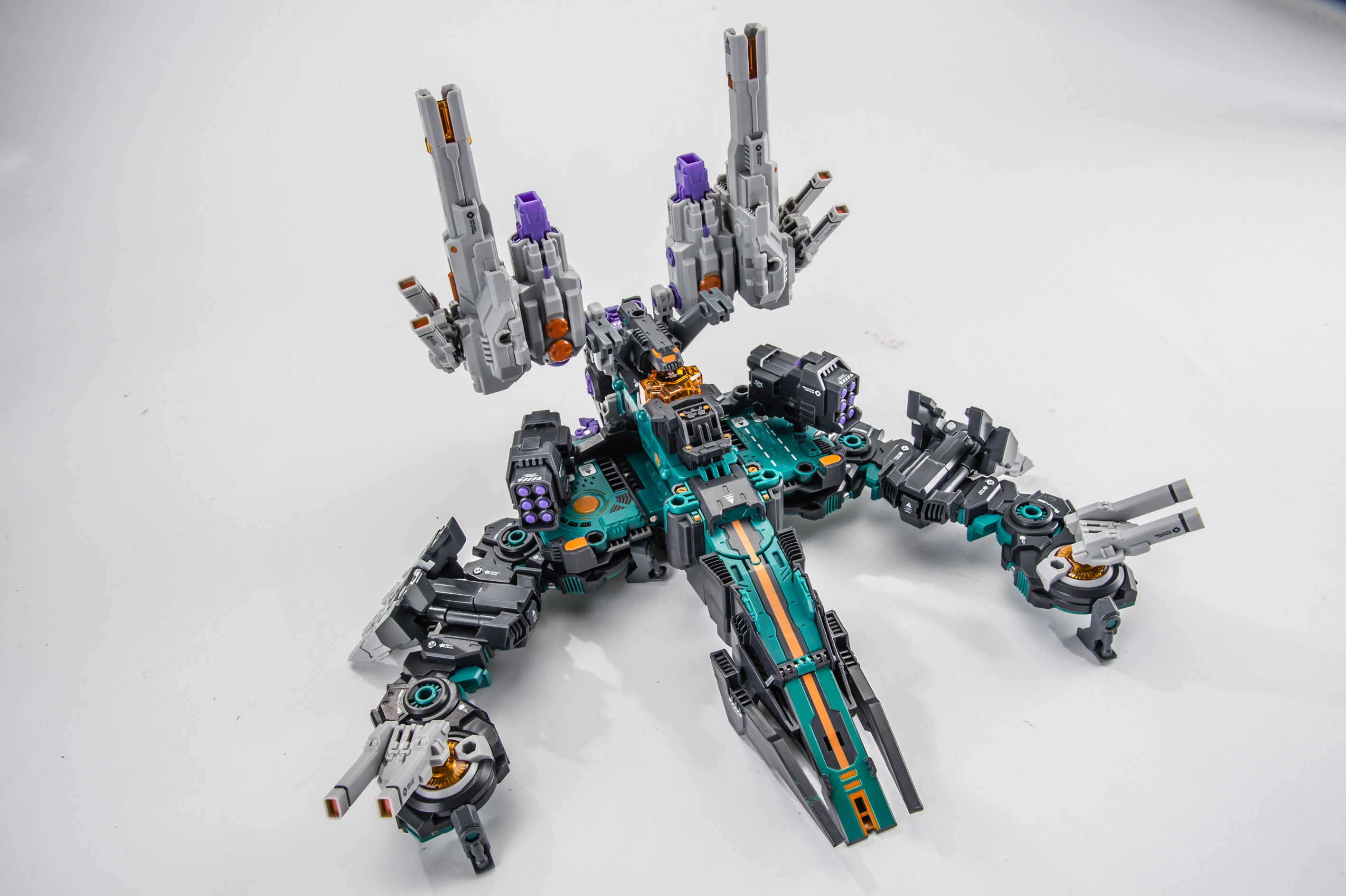 on 10 dec] 诚造社 master made sd figuration project sd-02 铁甲龙