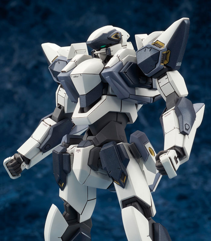 alter 2017年8月发售: al-mecha《full metal panic!