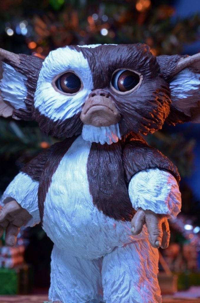 年6月发售: 7″ scale action figure 《gremlins》ultimate gizmo