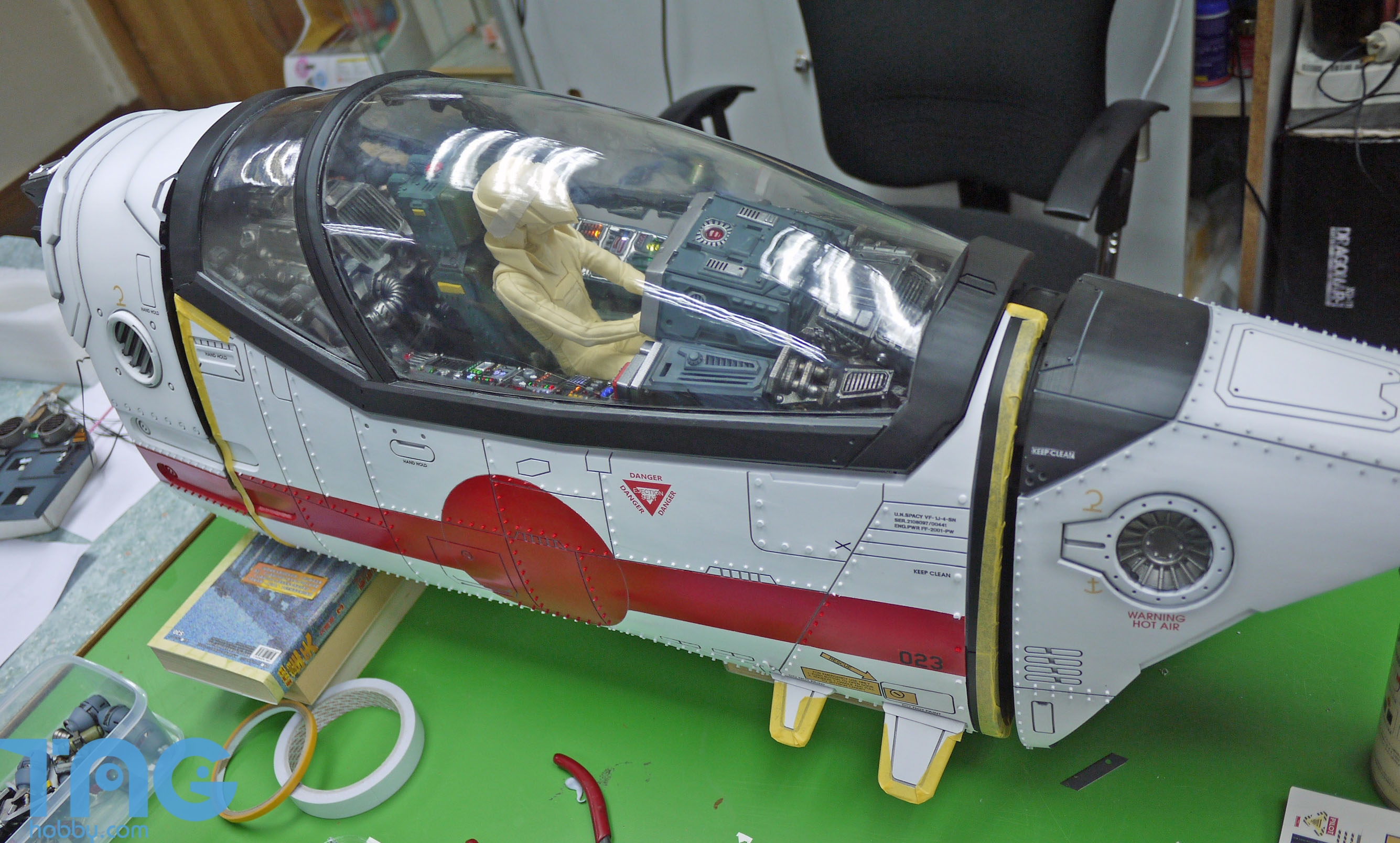 kids logic 超時空要塞 VF-1J 1/12 フィギュア スタチュー