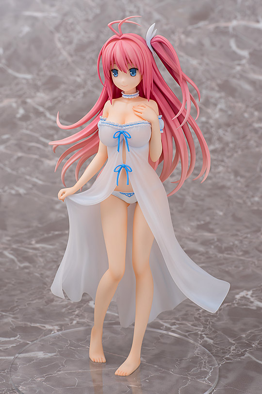 BELLFINE 2017年2月發售: 1/7 PVC Figure 《蒼の彼方のフォー