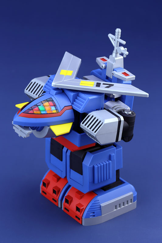 alphamax 2017年6月发售: action figure 完全变形 大铁人17号 12,800