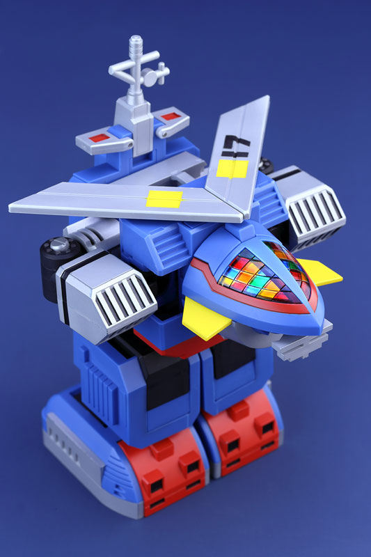 alphamax 2017年6月发售: action figure 完全变形 大铁人17号 12,800