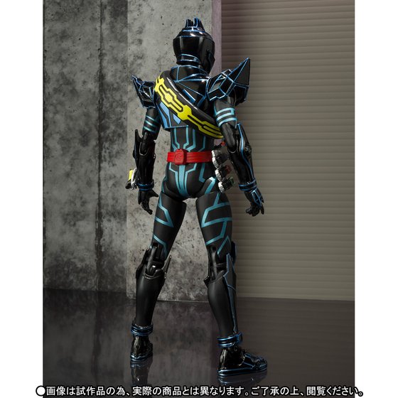 中古】S.H.フィギュアーツ 仮面ライダーダークドライブ タイプネクスト