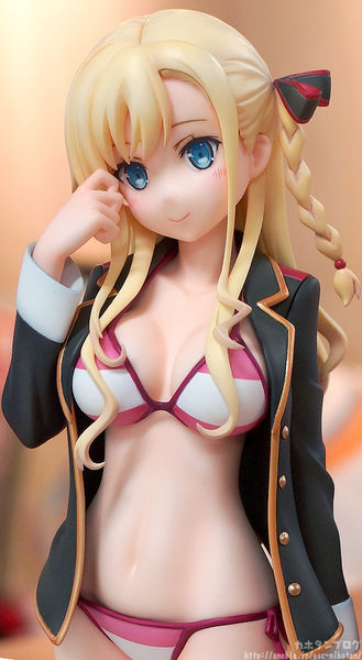 月18日起接受预约,2018年7月30日发售: 1/8 pvc figure《高校舰队high