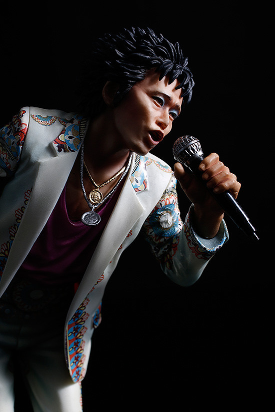 年5月9日起接受预约,2017年11月06日发售: 1/8 pvc figure 忌野清志郎