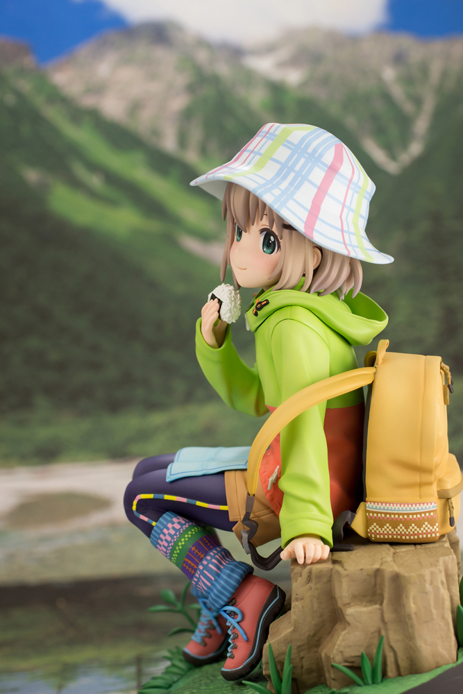 登山少女》雪村葵 15,000yen(plum订购附限定特典)