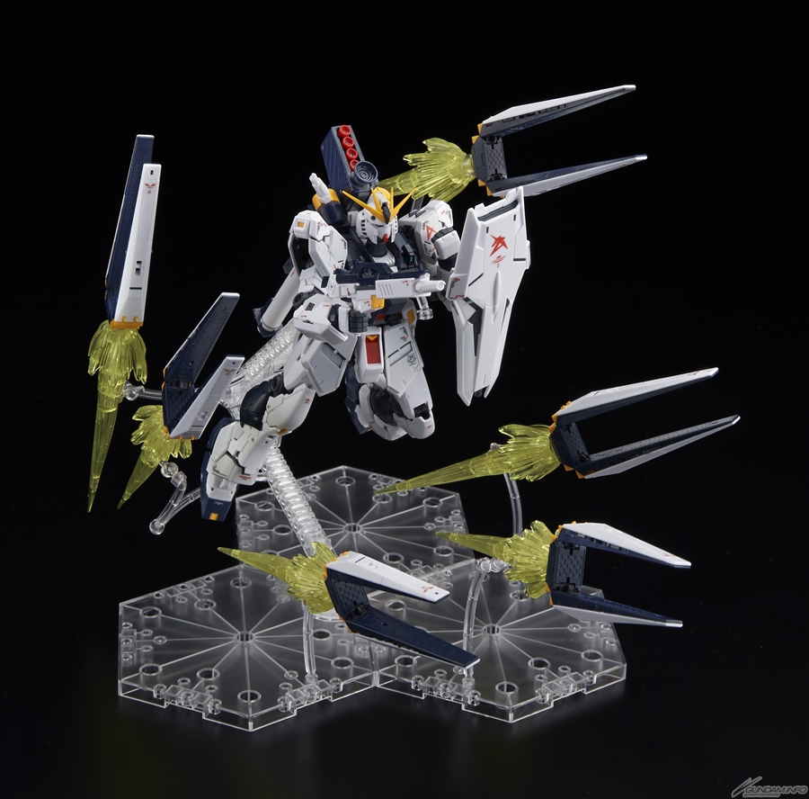 2019年12月05日发售: 模型 rg 1/144 rx-93 nu gundam fin funnel