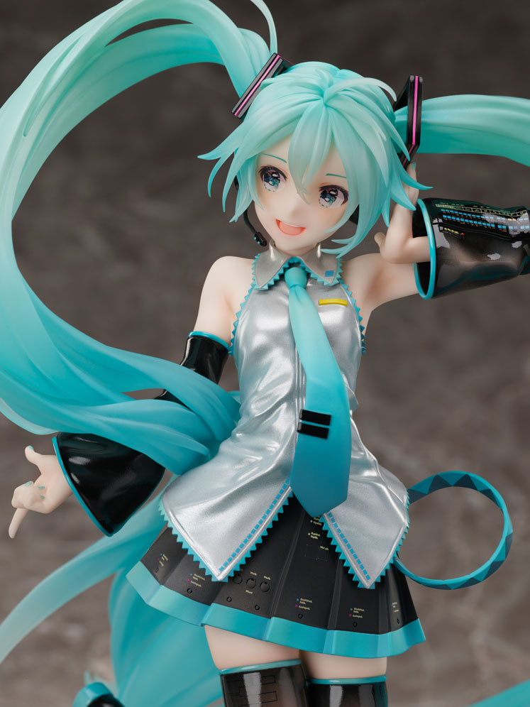 初音未来 1/6スケール フィギュア F:NEX 2022年8月發售：1/7 PVC Figure 初音未來編年史22,000Yen連稅