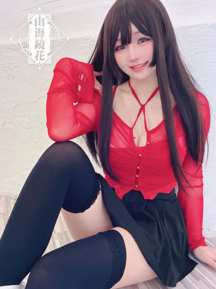 一張含有 服裝, 人員, 人的臉孔, 角色扮演 的圖片

自動產生的描述