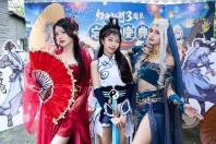 一張含有 服裝, 人的臉孔, 人員, 微笑 的圖片 自動產生的描述