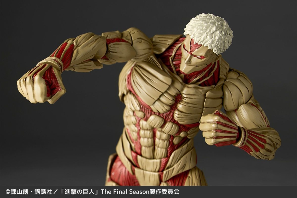 極美品　厳重保管品　超レア　巨人用　進撃の巨人　世界100冊限定 極美品 厳重保管品 超レア 巨人用 進撃の巨人 世界100冊