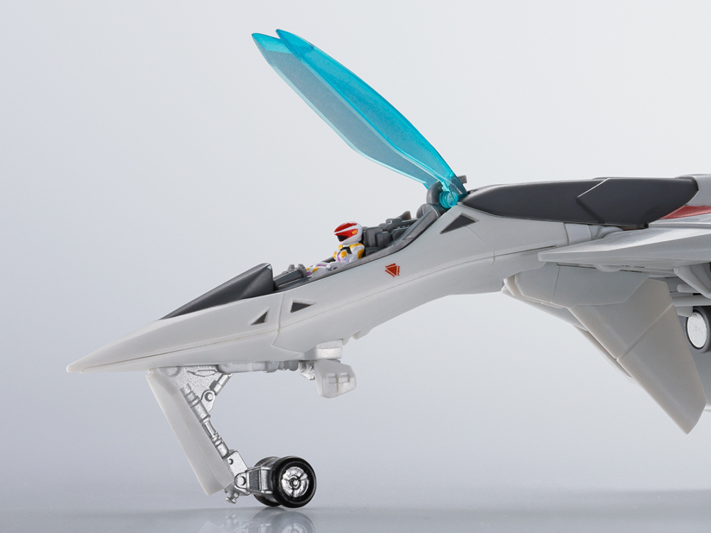 中村豪志老師描boxart] BANDAI 2025年6月21日發售: HI-METAL R