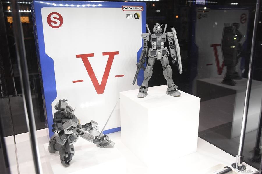 ＭＧ 1/100 RX78FRGMT GUNDAM 藤原ヒロシ MG 1/100 RX78FRGMT GUNDAM フラグメント 藤原ヒロシ MG 1/100