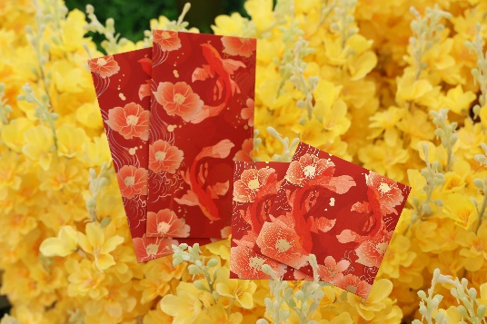 Red envelopes with flowers on them

Description automatically generated