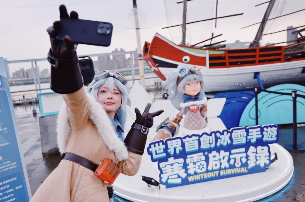 一張含有 服裝, 船隻, 戶外, 人員 的圖片
AI 產生的內容可能不正確。