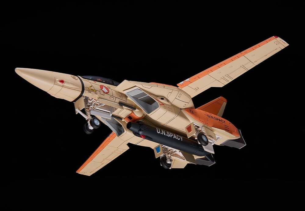 MAXFACTORY 2026年2月09日發售：模型PLAMAX Series PX17 1/72《超時空