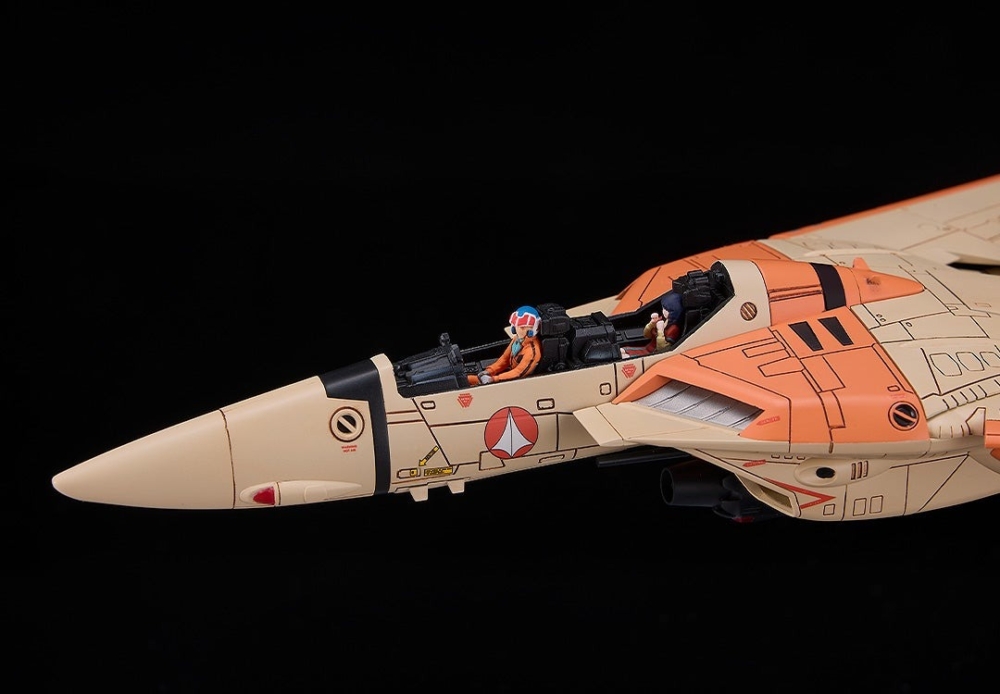 MAXFACTORY 2026年2月09日發售：模型PLAMAX Series PX17 1/72《超時空